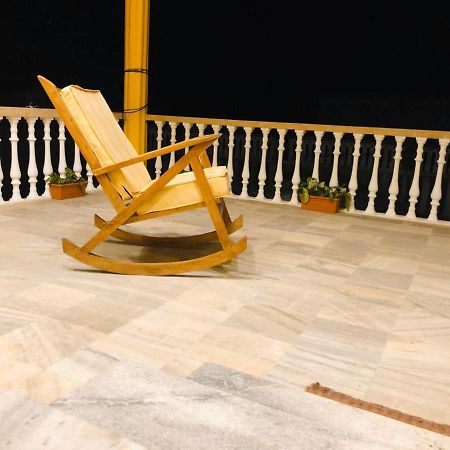 Hotel Aavaas Пури Экстерьер фото